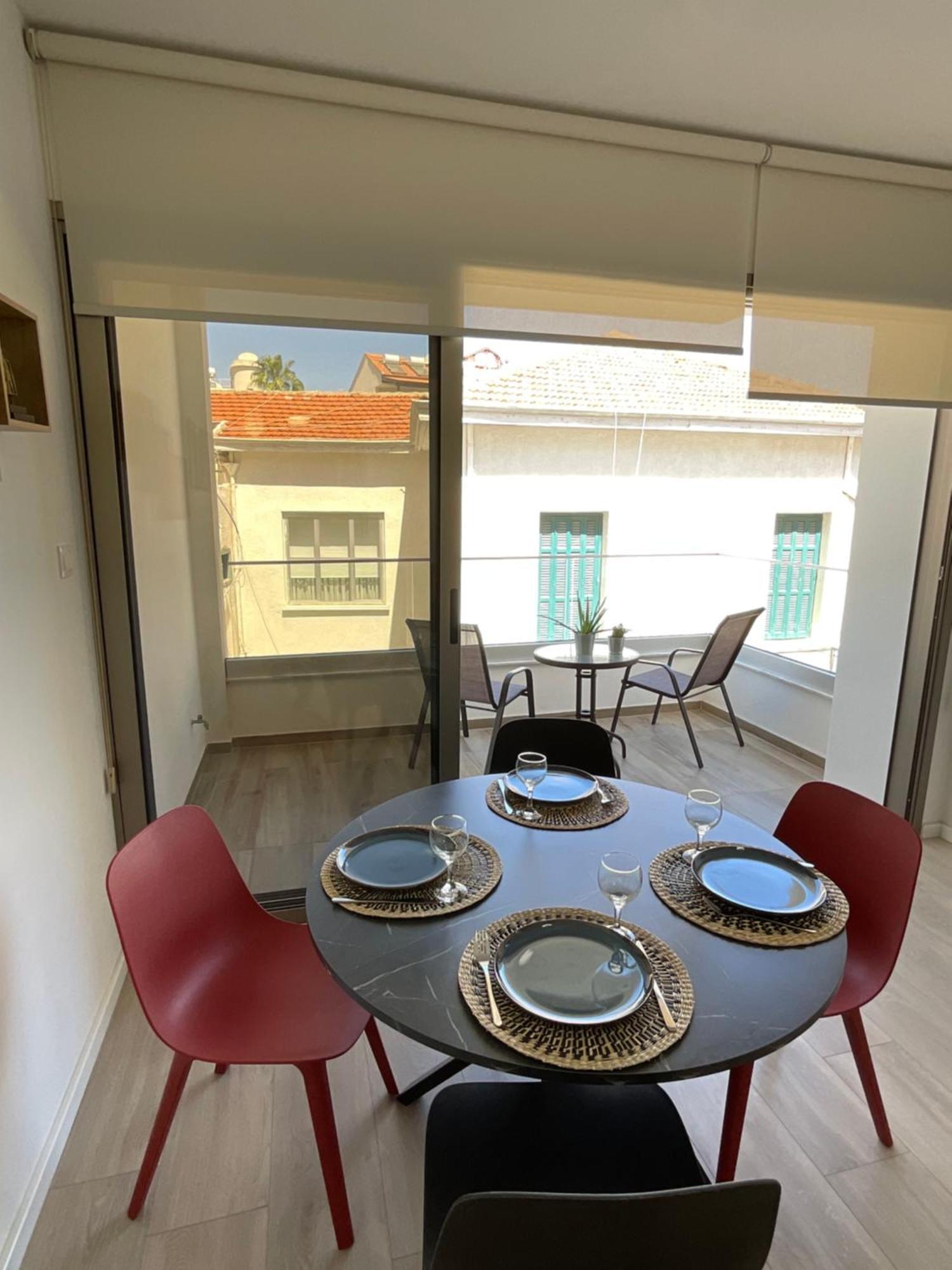 Ferienwohnung Le Voyageur Larnaka Exterior foto