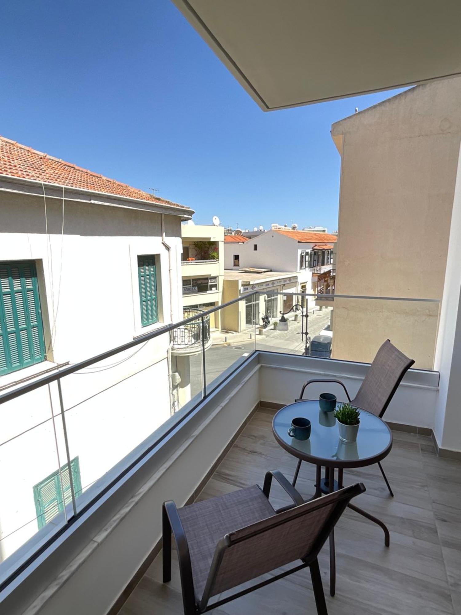 Ferienwohnung Le Voyageur Larnaka Exterior foto